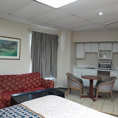 אוגוסטה Zainee Inc Budgetel Inn And Suites מראה חיצוני תמונה