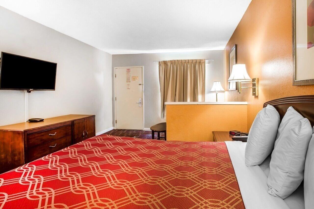 אוגוסטה Zainee Inc Budgetel Inn And Suites מראה חיצוני תמונה