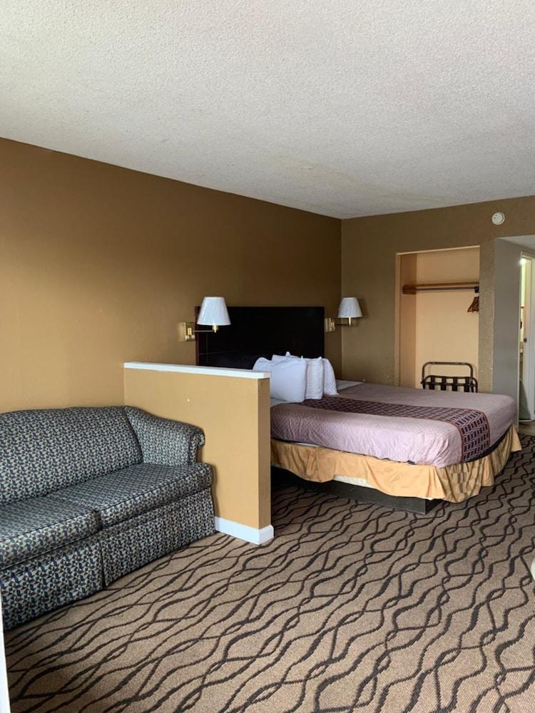אוגוסטה Zainee Inc Budgetel Inn And Suites מראה חיצוני תמונה